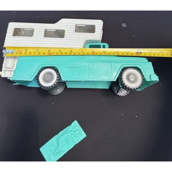 Vintage 1950s Andy Gard Plastic Toy Pick Up TEAL Truck with Camper! -3 - Picture 6 of 12